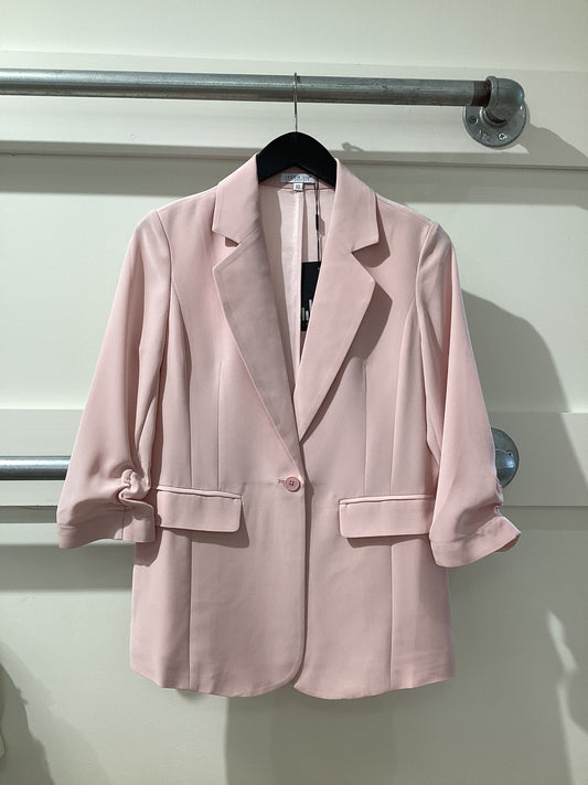 Jessie Liu Summer Blazer